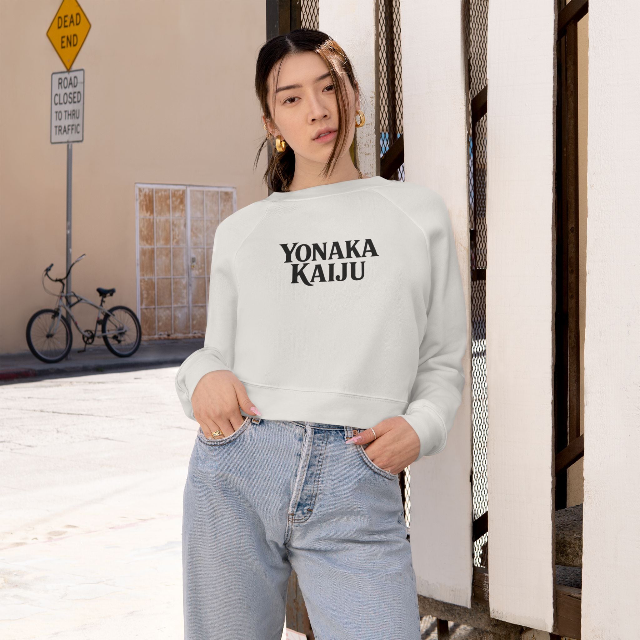 Yonaka Kaiju Cropped Pullover